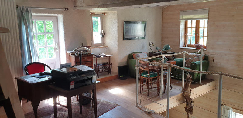 Maison - 450 m² - 13 pièces