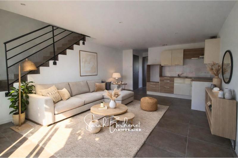 Appartement - 94 m² - 4 pièces