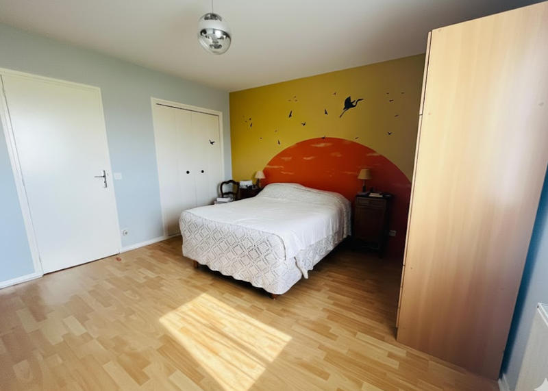 Maison - 202 m² - 6 pièces