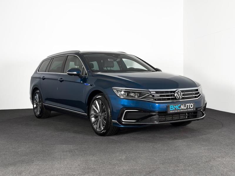 Volkswagen Passat Sw R-Line Gte 218ch Dsg Hybride Rechargeable Ja18p Regul Acc Camera Iq.Light Gps