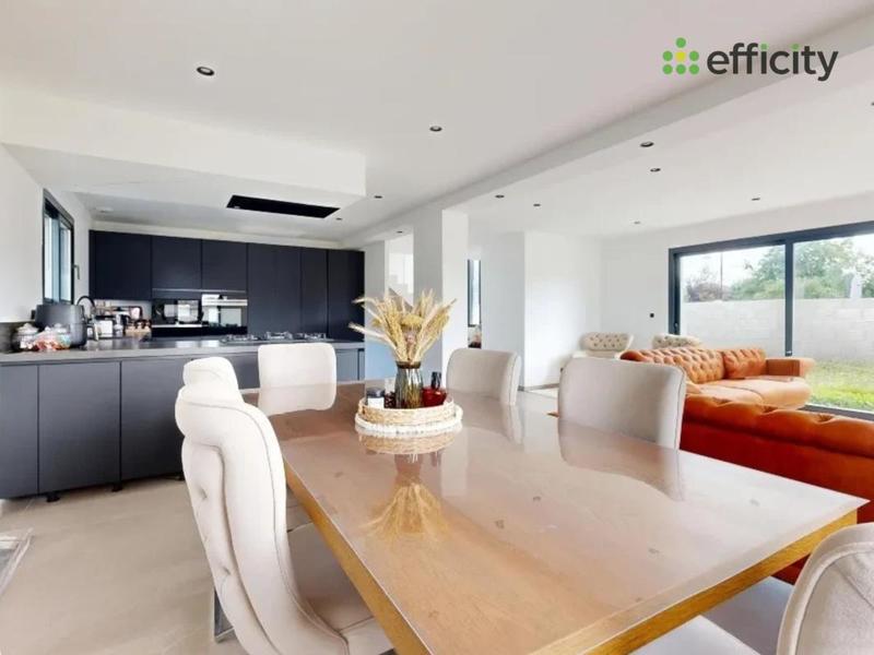 Maison - 130 m² - 5 pièces