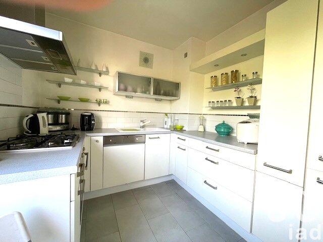 Appartement - 83 m² - 3 pièces