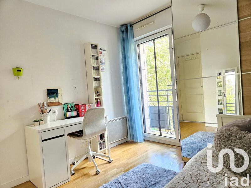 Appartement - 99 m² - 4 pièces