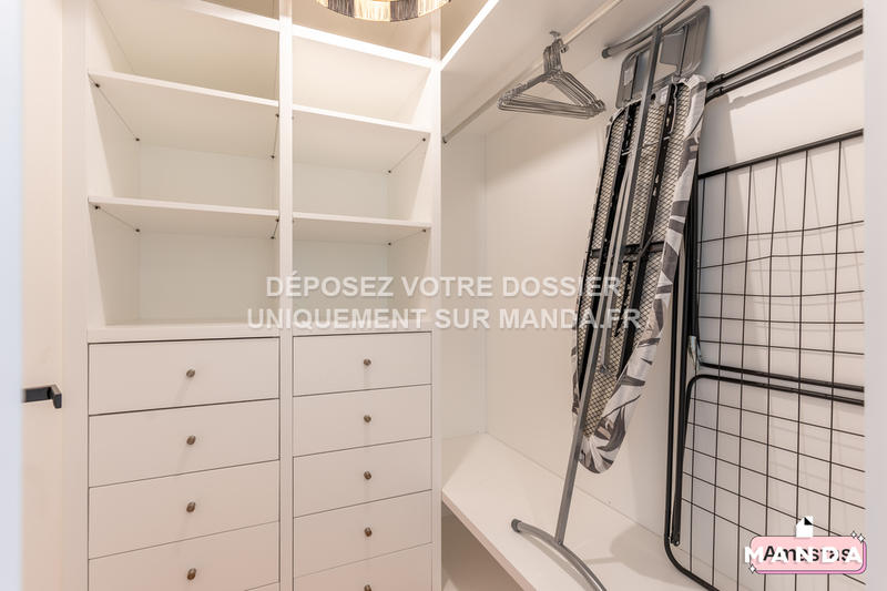 Chambre - 10 m² - 5 pièces