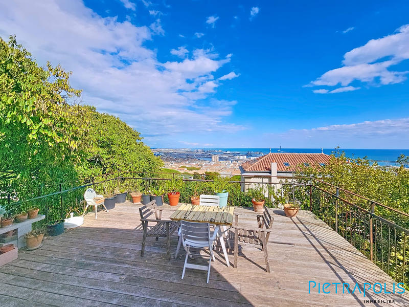 Maison - 100 m² - 5 pièces