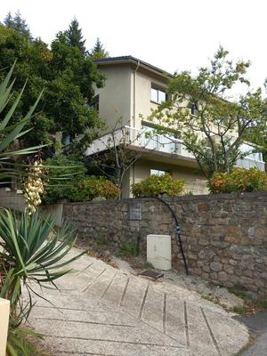 Maison - 220 m² - 9 pièces