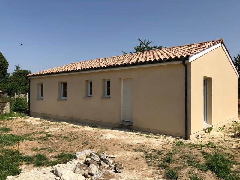 Maison - 90 m² - 4 pièces