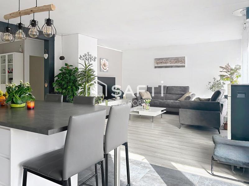 Maison - 151 m² - 5 pièces