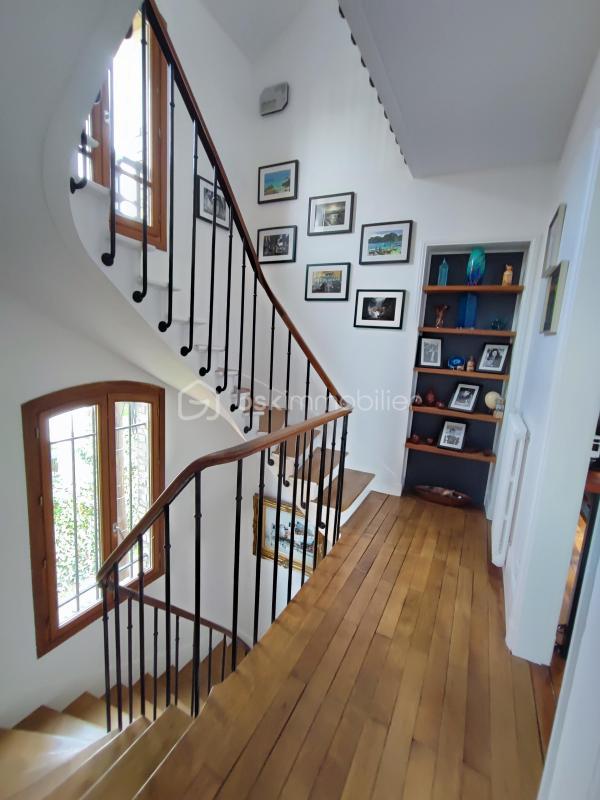 Maison - 156 m² - 6 pièces