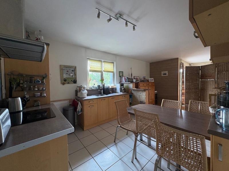 Maison - 142 m² - 5 pièces