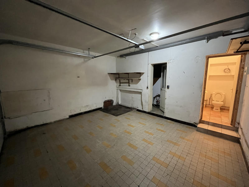 Parking / Garage - 25 m²