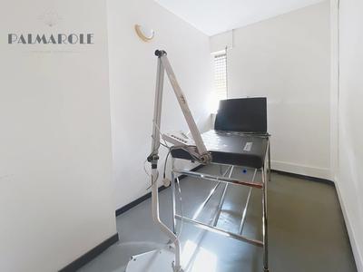 Local d'activités - 50 m² - 2 pièces