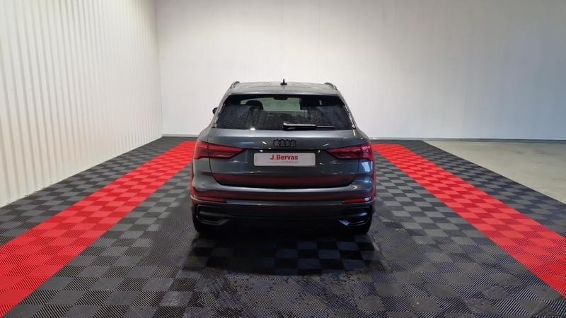 Audi Q3 35 Tfsi 150 Ch s tronic 7 s line