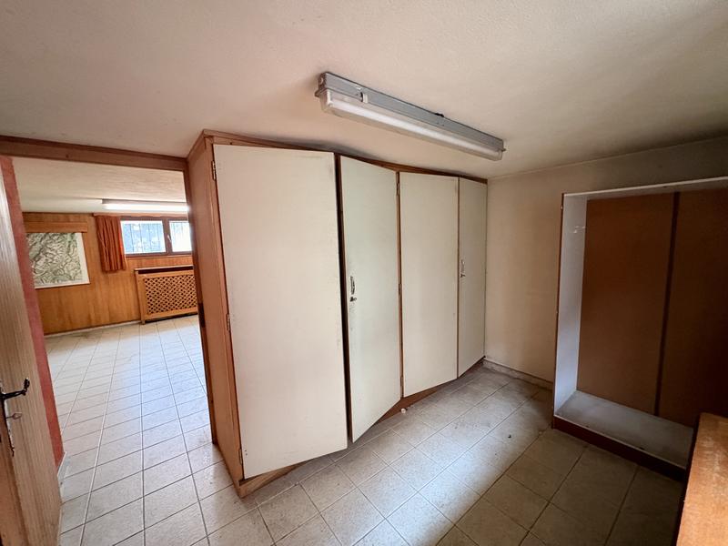 Maison - 300 m² - 8 pièces