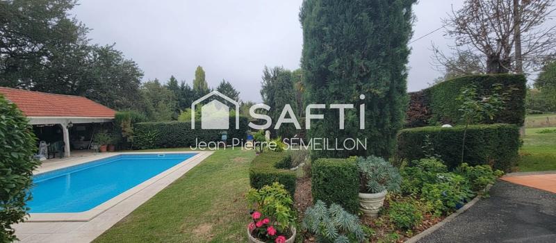 Maison - 219 m² - 8 pièces