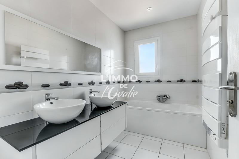 Maison - 134 m² - 6 pièces