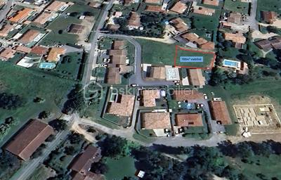 Terrain - 700 m²
