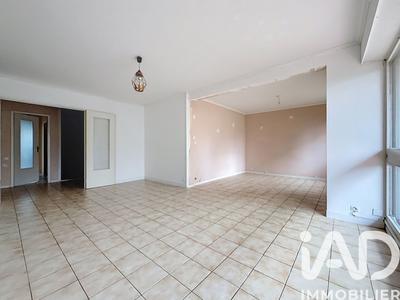 Appartement - 84 m² - 4 pièces