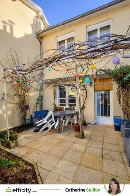 Maison - 90 m² - 5 pièces