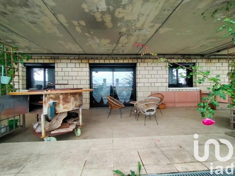 Maison - 303 m² - 9 pièces