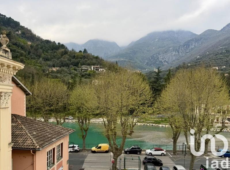 Appartement - 105 m² - 4 pièces