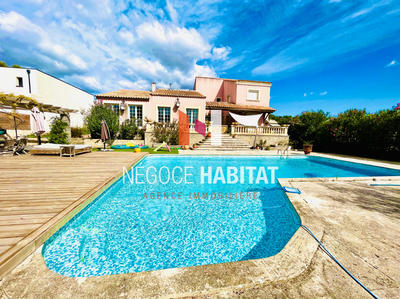 Villa - 280 m² - 7 pièces