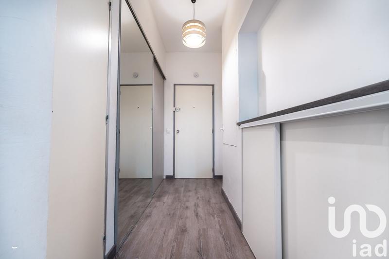 Appartement - 99 m² - 4 pièces