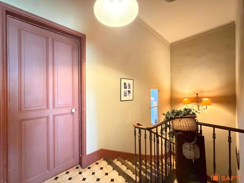 Maison de ville - 100 m² - 5 pièces