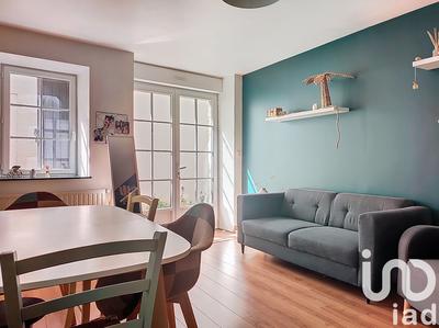 Maison - 225 m² - 10 pièces