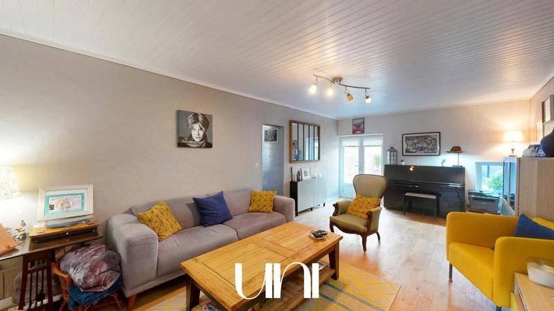 Maison - 140 m² - 7 pièces