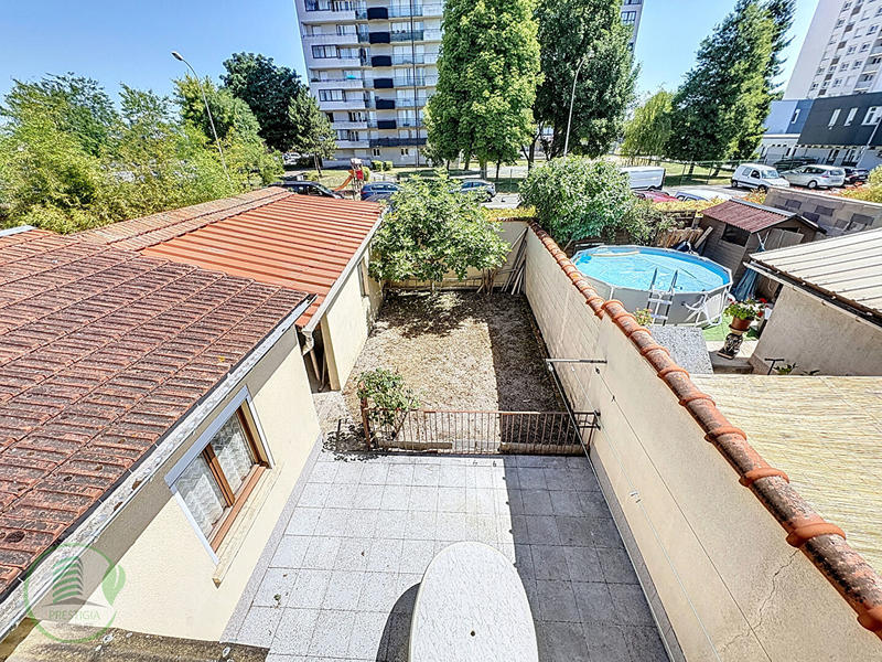 Maison - 103 m² - 5 pièces