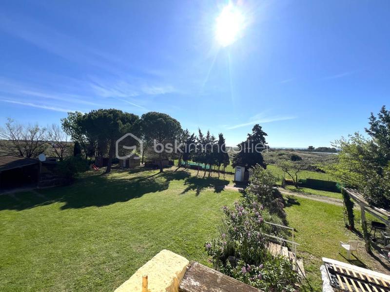 Propriété - 145 m² - 6 pièces