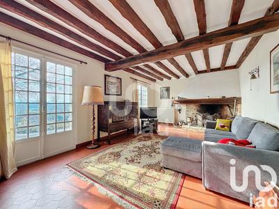 Maison - 166 m² - 8 pièces