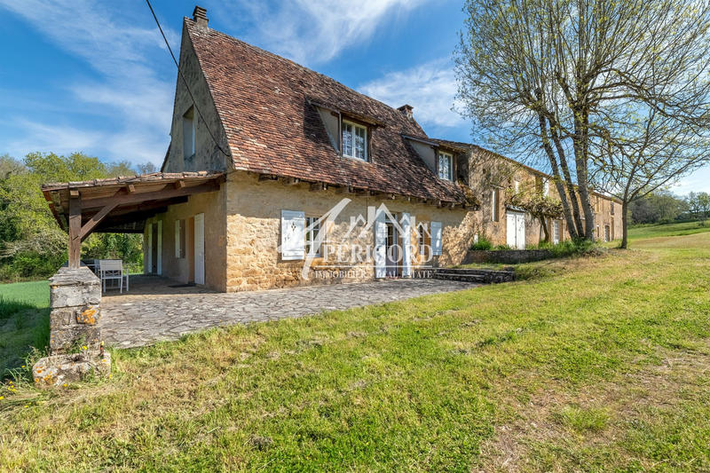 Maison ancienne - 350 m² - 10 pièces