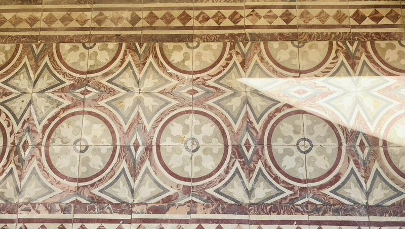 Maison - 260 m² - 11 pièces