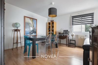 Appartement - 136 m² - 5 pièces