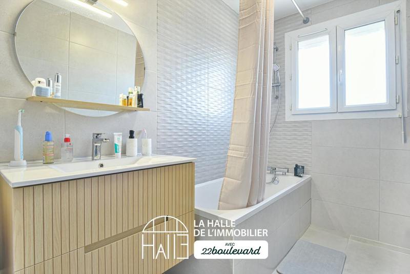 Appartement - 61 m² - 3 pièces