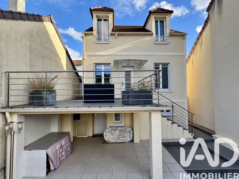 Maison - 91 m² - 4 pièces