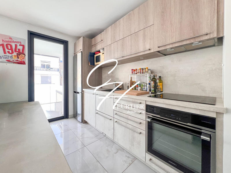 Appartement - 89 m² - 4 pièces