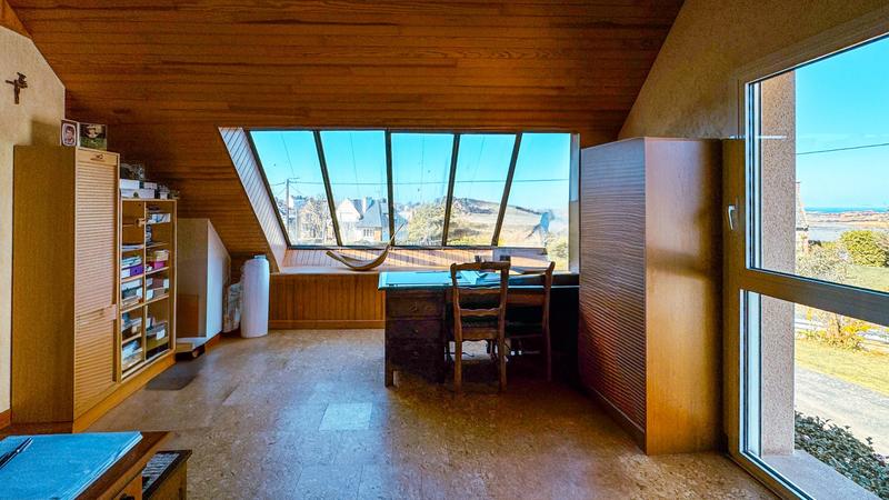 Maison traditionnelle - 160 m² - 6 pièces