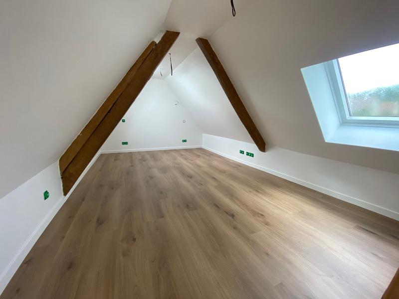 Maison - 200 m² - 5 pièces