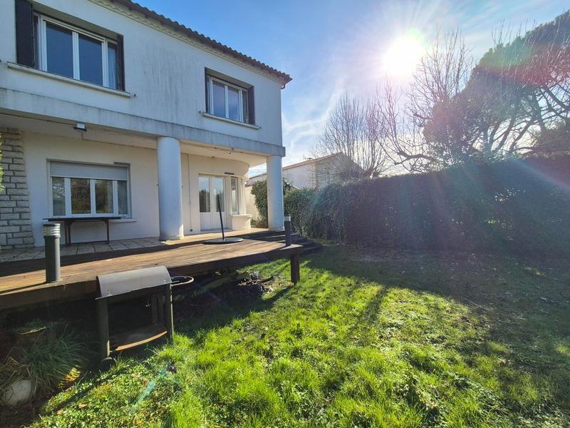 Maison - 160 m² - 6 pièces