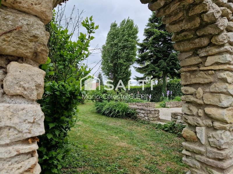 Maison - 248 m² - 7 pièces