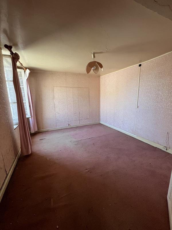 Maison - 189 m² - 8 pièces