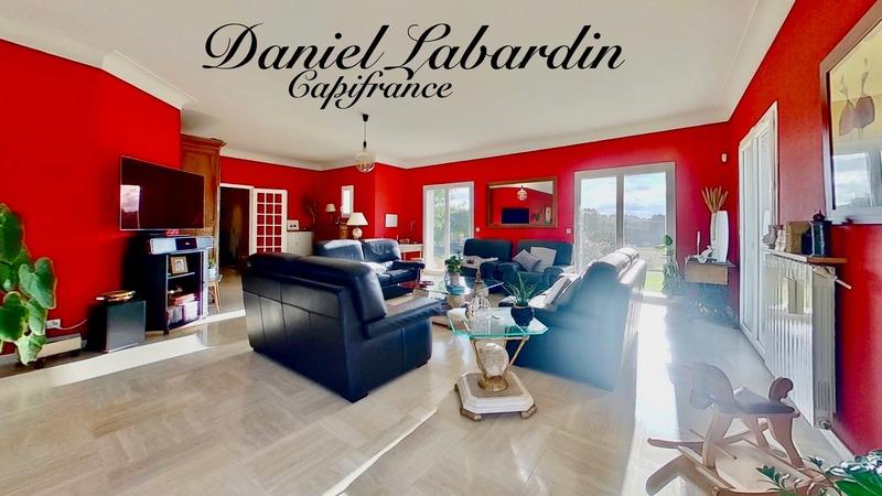 Villa - 188 m² - 6 pièces