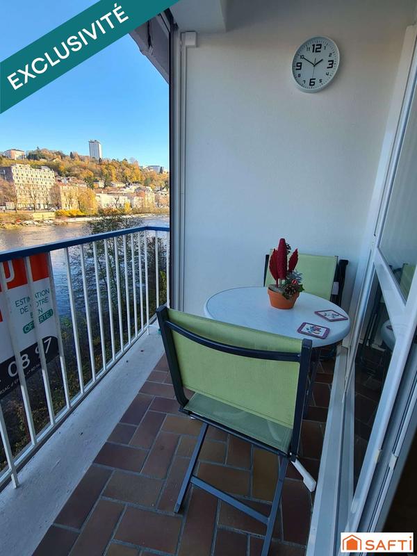 Appartement - 93 m² - 4 pièces