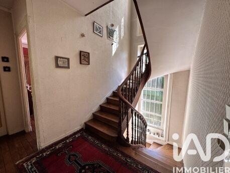 Maison - 232 m² - 9 pièces