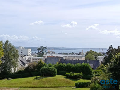 Appartement - 104 m² - 5 pièces