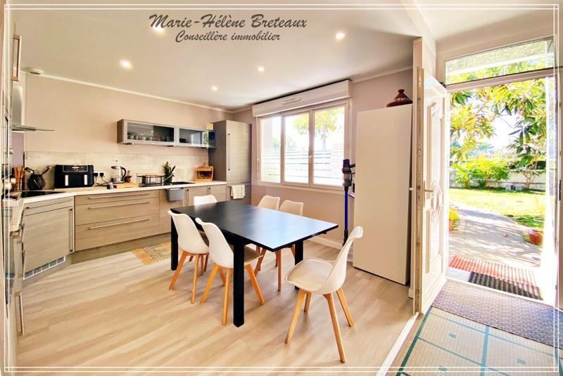 Maison - 170 m² - 6 pièces