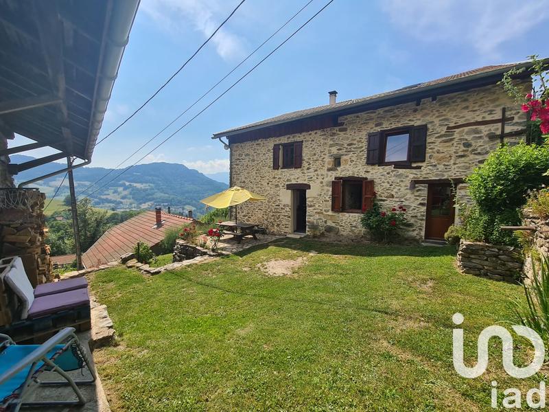 Maison de village - 189 m² - 8 pièces